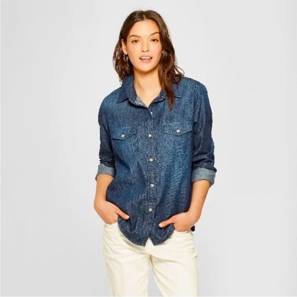 Universal Thread Women’s Labette Button Down Shirt